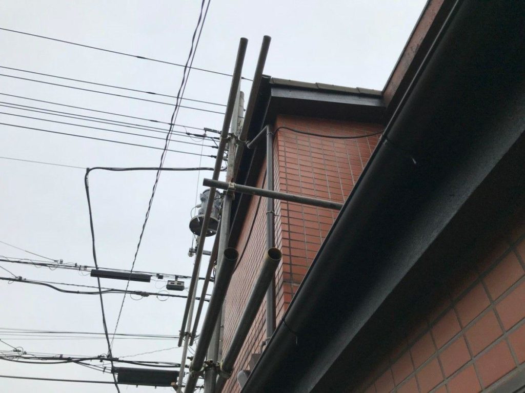 埼玉県所沢市で台風被害！火災保険活用で雨樋無料工事