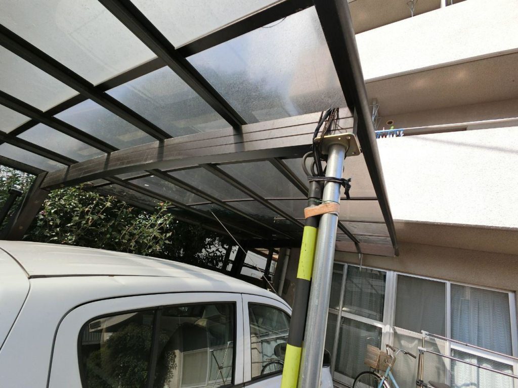 台風15号世田谷区でカーポートと波板修理工事