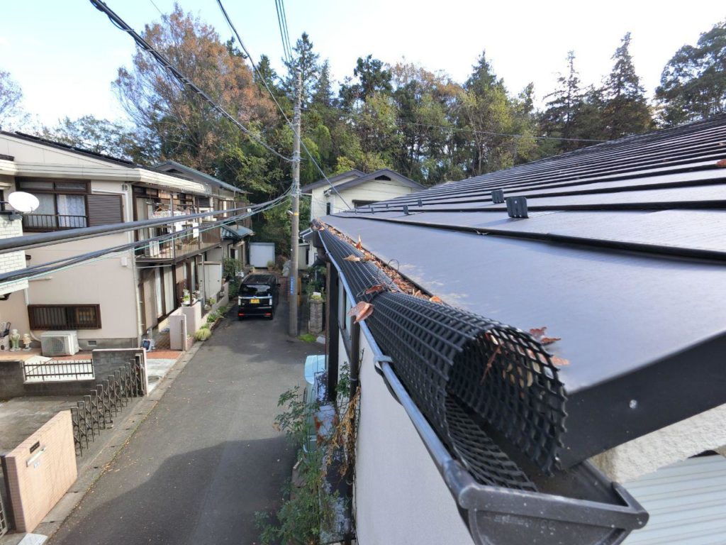 神奈川県綾瀬市で雨どいネット修理！詰まり改善！