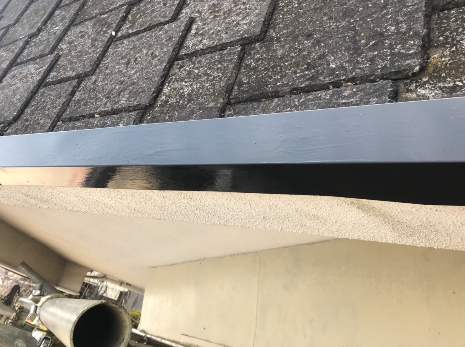 千葉県印西市にて屋根ケラバ板金塗装工事