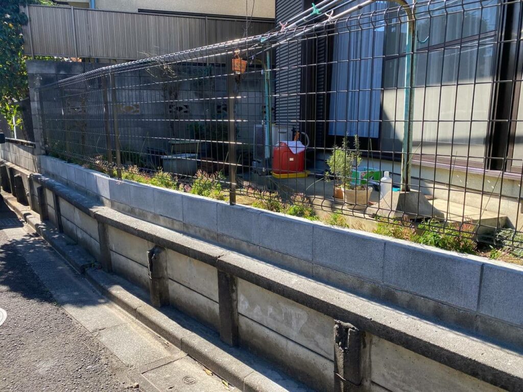 松戸市でブロック解体境界フェンス新設工事