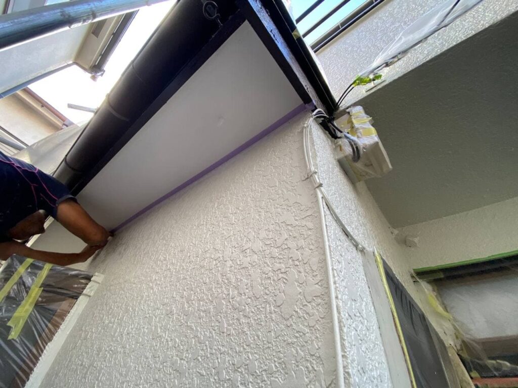 横須賀市で屋根葺き直し雨樋交換と外壁塗装