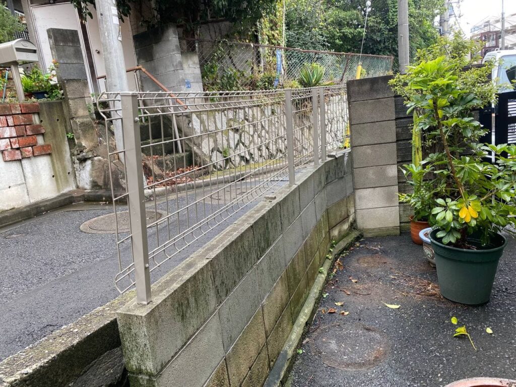 大田区でブロック境界フェンス解体新設工事