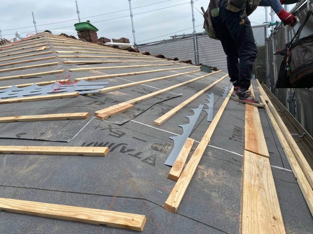 千葉県野田市で屋根葺き直し工事の施工チェック