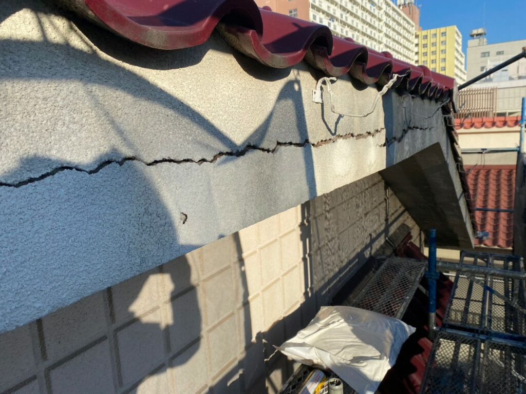 東京都八王子市で屋根漆喰入れ替え外壁塗装工事
